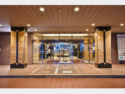 ホテル正面外観