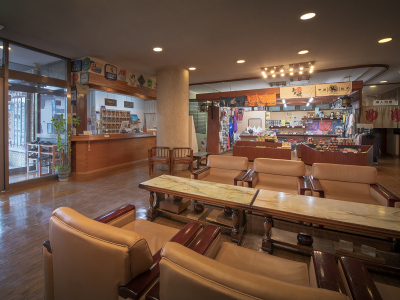 フロント ロビー 売店