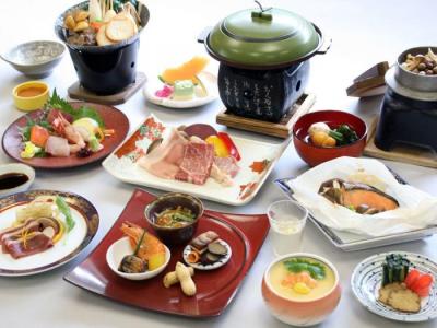 季節の会席料理　夕食一例