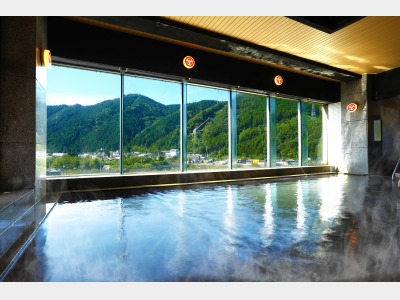 【本館】女性大浴場（黒湯）