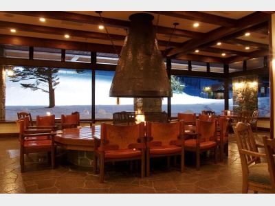 ラウンジ「ラーゼン」