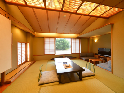 白梅亭客室一例