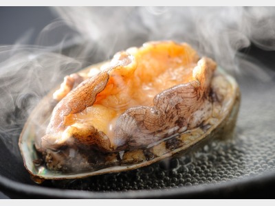 観洋名物　鮑の踊り焼