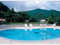 ���q�l�������O�v�[���u�Z�~�[�i�v