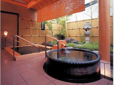 陶器貸切露天風呂