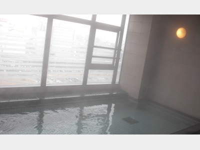 ラジウム人工温泉大浴場「旅人の湯」男女別