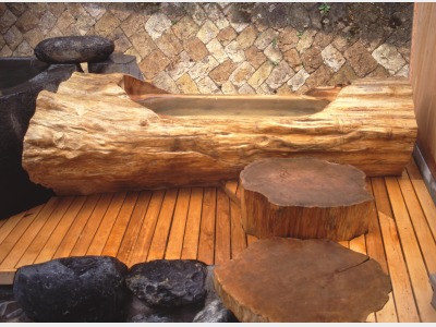 青森ひば丸太風呂