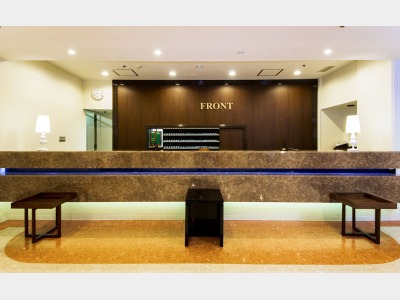 フロントレセプション