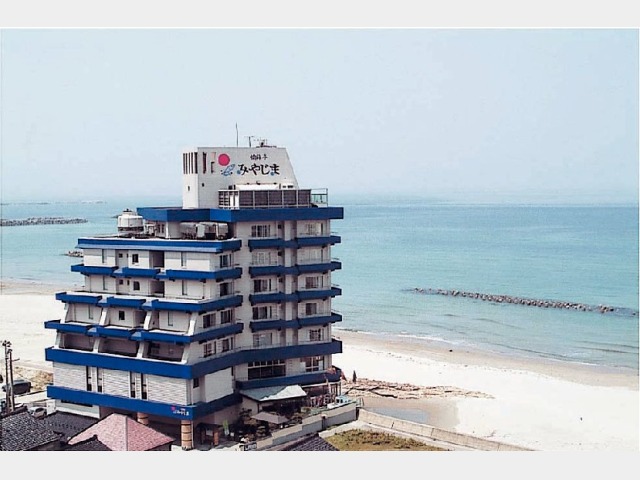 愉海亭　みやじま 外観