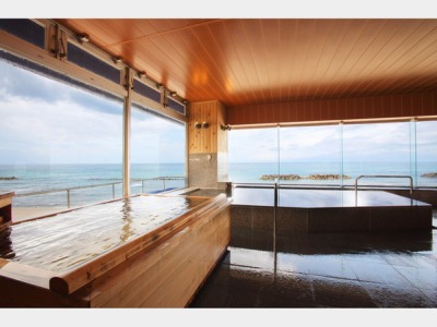 ２階女子大浴場