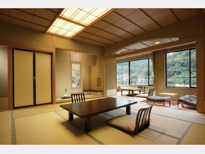 東館（檜風呂・堀ごたつ付）