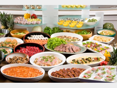 夕食バイキング