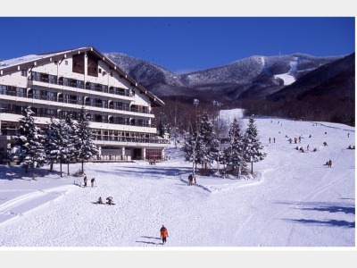 ��ÃA�X�g���A�z�e���̊O��