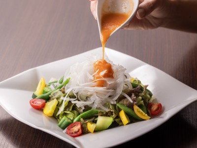 賀川野菜サラダ