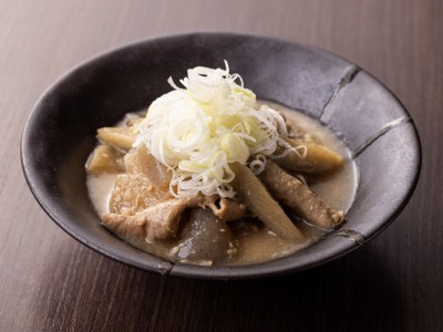 清流豚のもつ煮こみ