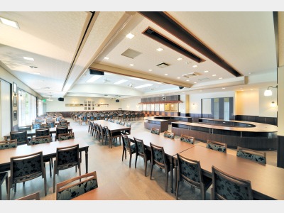 ダイニングホール