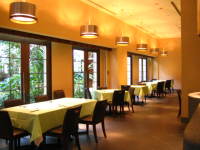 ���؃��X�g�����i�l��ѓX�j