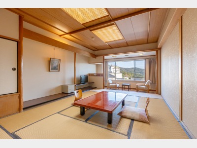 和室12畳　（バス付）