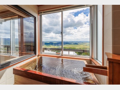 和室10畳+リビング　パノラマビュー　展望風呂付