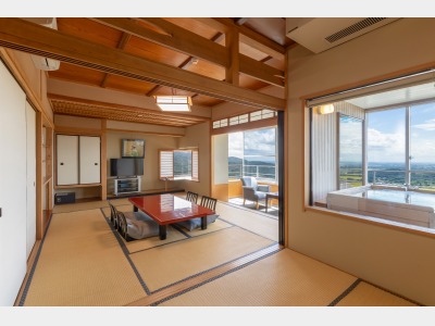 和室2間（10+6畳）パノラマビュー　展望風呂付（禁煙）
