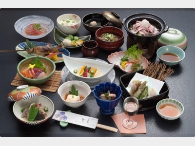 夕食　料理一例