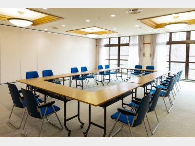 会議室※ロの字パターン