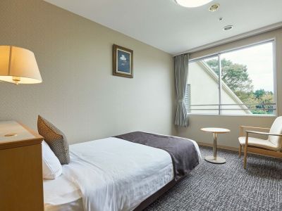 洋室セミダブル【禁煙】18㎡