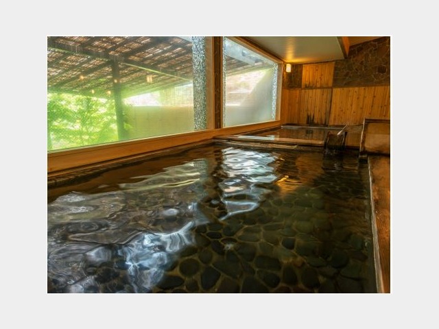 大浴場　古代檜風呂