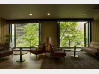 ロビーラウンジ(暖)