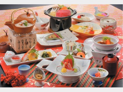 夕食一例（季節の和風会席）