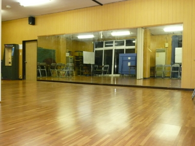 ダンススタジオ