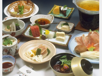 夕食一例（会席料理）