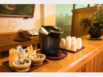 コーヒーマシン(セルフ無料提供)