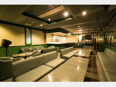 二次会場BARアゼリア