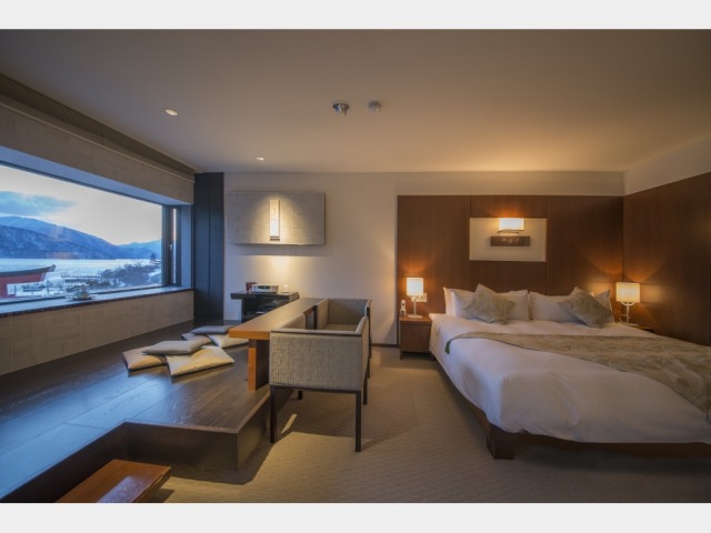 �W�]���C�t�X�[�y���A���[��