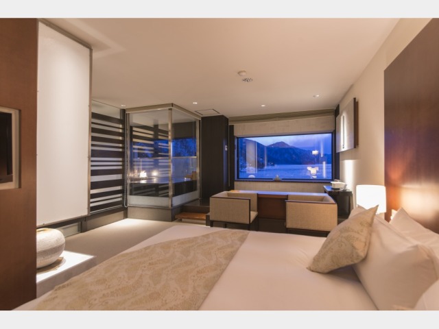 ����W�]���C�t�X�[�y���A