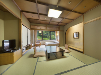 �a�m����������ɗՂށy10?12��{�c�C���z