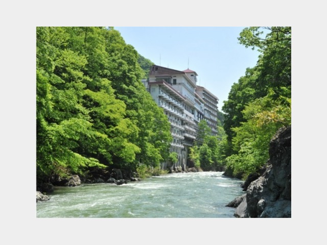 坐山　みなかみ　(旧：水上館)　 外観