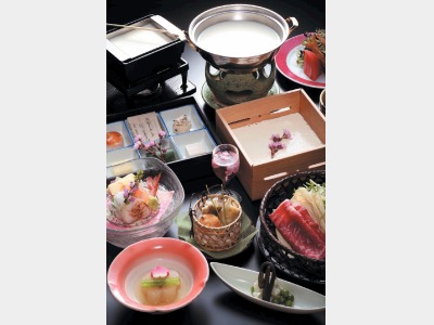 夕食一例（豆腐懐石）