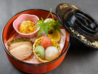 2024�N11�E12���[�H�������y�O�؁z