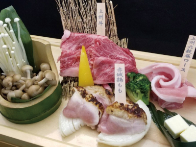 上州牛・上州六穀豚・赤城鶏の肉三種盛りのイメージ