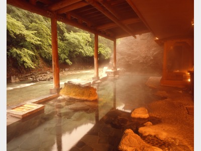 お題目大露天風呂