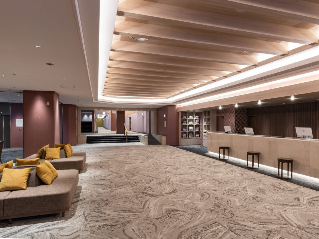 亀の井ホテル　草津リゾート ロビー