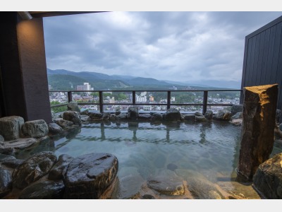 眺望浴場（露天風呂）