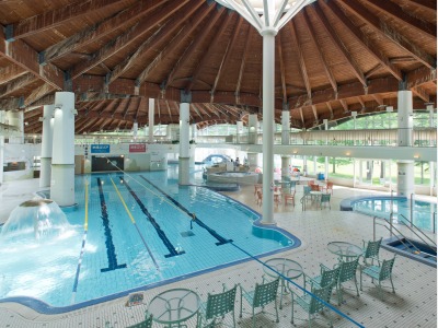 室内温水プール「テルメテルメ」