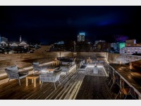 ����e���X