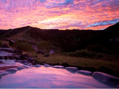 露天風呂　こまくさの湯