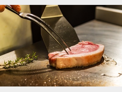 ブランドポーク鉄板焼き（一例）