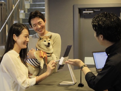 【ロビー】チェックインはワンちゃんも一緒*