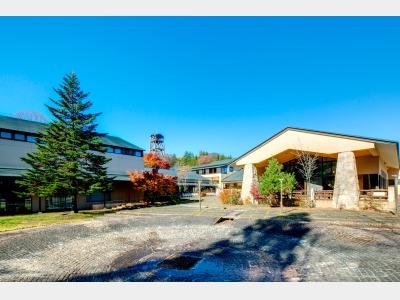 コニファーいわびつ外観（昼）